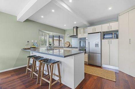 Photo of property in 18 Hine Street, New Plymouth, 4310