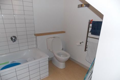 Photo of property in Stadium Garden Flats, 118/107 Thorndon Quay, Pipitea, Wellington, 6011