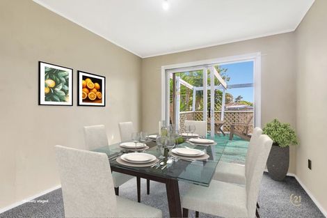 Photo of property in 12 Serrano Place, Clover Park, Auckland, 2023