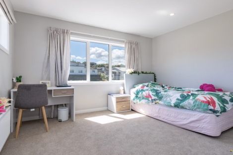 Photo of property in 8 Glide Lane, Whitby, Porirua, 5024