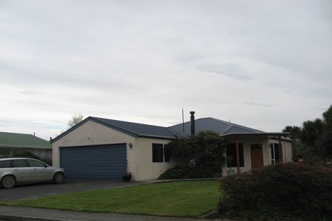 Photo of property in 1 Crossleigh Crescent, Balclutha, 9230