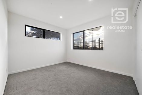 Photo of property in 16b Anglers Way, Wattle Downs, Auckland, 2102