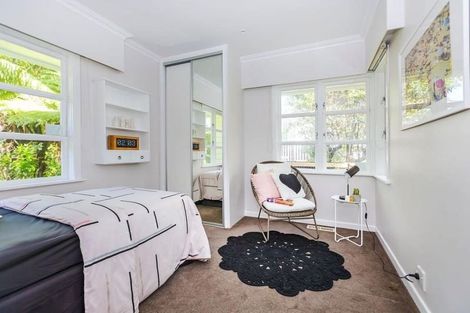 Photo of property in 45 Delhi Crescent, Khandallah, Wellington, 6035