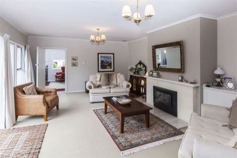 Photo of property in 19 Joyce Crescent, Ilam, Christchurch, 8041