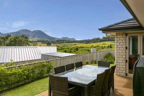 Photo of property in 45 Botanical Heights Drive, Waipahihi, Taupo, 3330