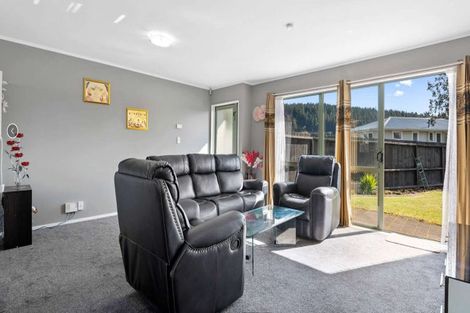 Photo of property in 9a Puweto Street, Selwyn Heights, Rotorua, 3015