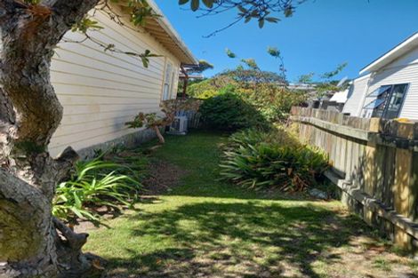 Photo of property in 53 York Street, Moera, Lower Hutt, 5010