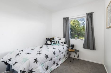 Photo of property in 33 Thomas Street, Stokes Valley, Lower Hutt, 5019