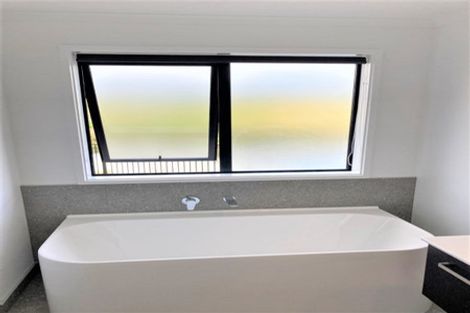 Photo of property in 4 Kauri Lane, Omokoroa, 3114