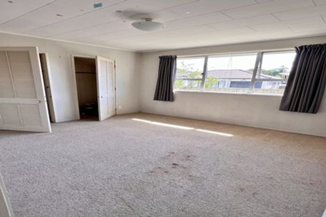 Photo of property in 32 Casuarina Road, Half Moon Bay, Auckland, 2012