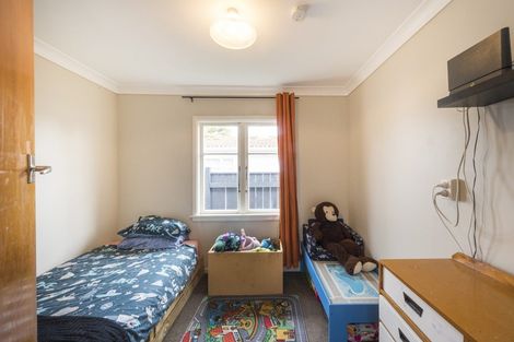 Photo of property in 21 Glasgow Street, Takaro, Palmerston North, 4412