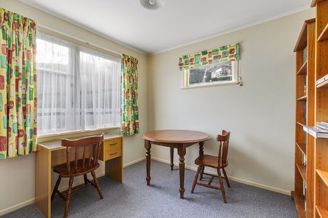 Photo of property in 74 Arahura Crescent, Waitangirua, Porirua, 5024