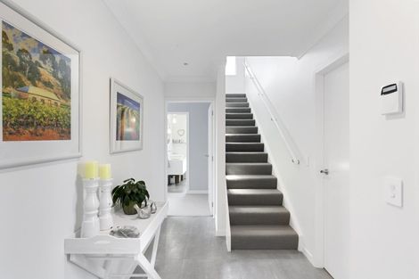 Photo of property in 98 Silverstream Road, Crofton Downs, Wellington, 6035