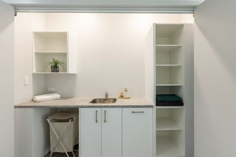 Photo of property in 14 Church Road, Taradale, Napier, 4112