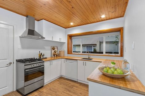 Photo of property in 63 Jennifer Street, Bryndwr, Christchurch, 8053