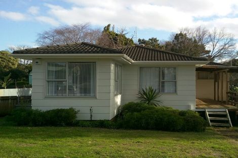 Photo of property in 325 Roscommon Road, Clendon Park, Auckland, 2103