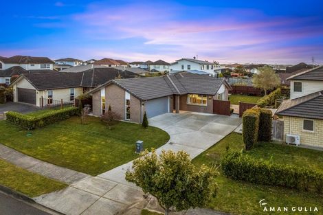 Photo of property in 21 Capriana Drive, Karaka, Papakura, 2113