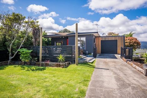 Photo of property in 82 Gray Avenue, Paraparaumu Beach, Paraparaumu, 5032