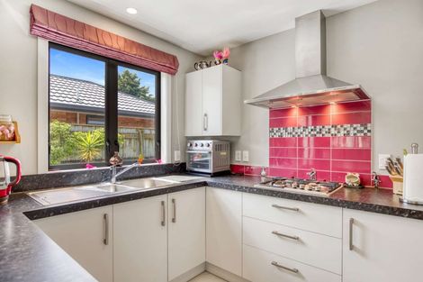 Photo of property in 9 Ward Street, Palmerston North, 4410