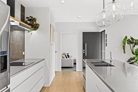 Photo of property in 75 Glenvar Ridge Road, Long Bay, Auckland, 0630