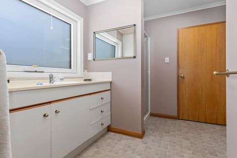 Photo of property in 2 Byrd Street, Levin, 5510