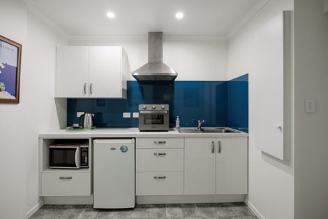 Photo of property in 17a Kopanga Road, Havelock North, 4130