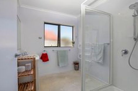 Photo of property in Rangeview Villas, 41/9 Fuller Close, Levin, 5510