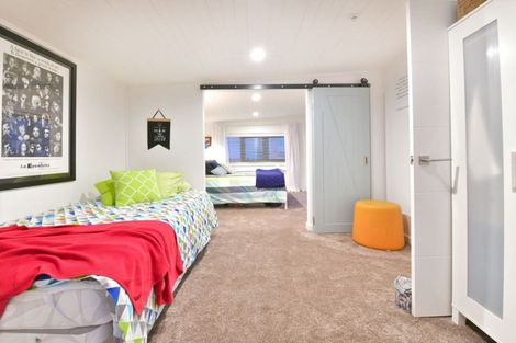 Photo of property in 105 The Esplanade, Manly, Whangaparaoa, 0930