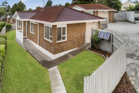Photo of property in 1/11 Kopara Place, Clendon Park, Auckland, 2103