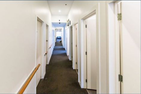 Photo of property in 9 Straven Road, Riccarton, Christchurch, 8011