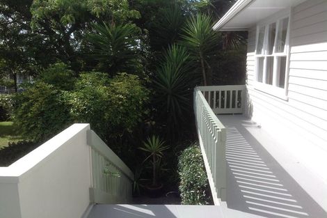 Photo of property in 23 Tamariki Avenue, Kelston, Auckland, 0602