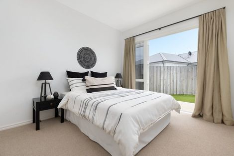 Photo of property in 10 Astelia Lane, Papamoa Beach, Papamoa, 3118