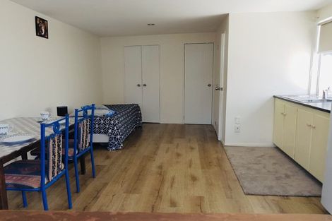 Photo of property in 23b Kelman Road, Kelston, Auckland, 0602