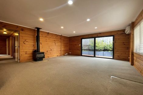 Photo of property in 2/30 Charles Dickens Drive, Mellons Bay, Auckland, 2014