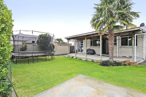 Photo of property in 13 Bale Place, Havelock North, 4130