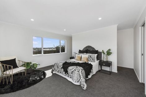 Photo of property in 18 Rose Berry Crescent, Flagstaff, Hamilton, 3210