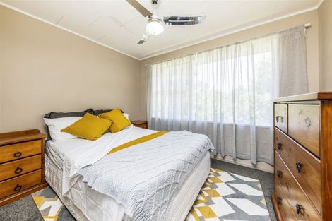 Photo of property in 5 Wesleydale Place, Papakura, 2110