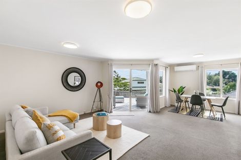 Photo of property in 10 Pelican Lane, Unsworth Heights, Auckland, 0632