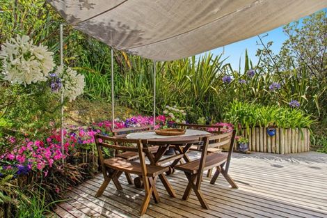 Photo of property in 57 Grand View Road, Leigh, 0985