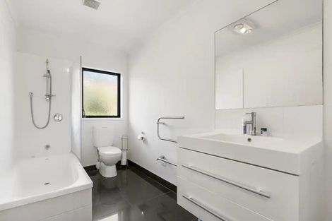 Photo of property in 19/19 Glencarron Place, Bethlehem, Tauranga, 3110