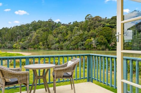 Photo of property in 870 Matapouri Road, Matapouri, Whangarei, 0173