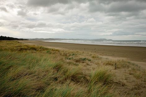 Photo of property in 8 Te Paerahi Road, Porangahau, 4293