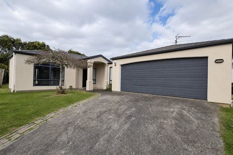 Photo of property in 109 Charles Prevost Drive, The Gardens, Auckland, 2105