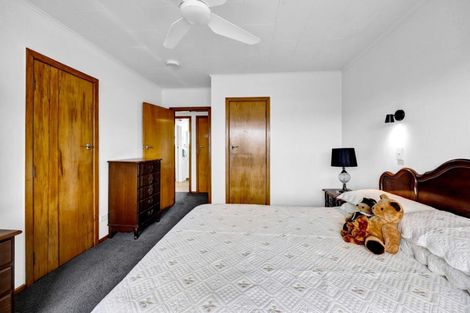 Photo of property in 9 Waimea Street, Westown, New Plymouth, 4310