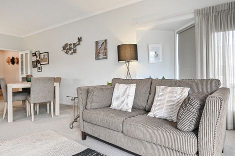 Photo of property in 17/4 Havelock Road, Havelock North, 4130