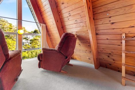 Photo of property in 34 Ferry Parade, Herald Island, Auckland, 0618