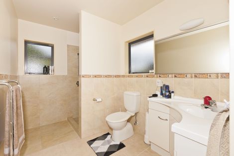 Photo of property in 16 Cairn Way, Te Kamo, Kamo, 0185