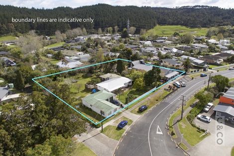 Photo of property in 18 School Road, Riverhead, 0820