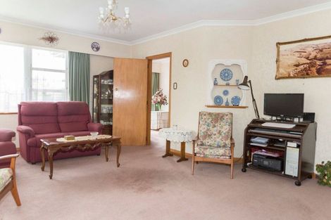 Photo of property in 43 Guy Street, Dannevirke, 4930