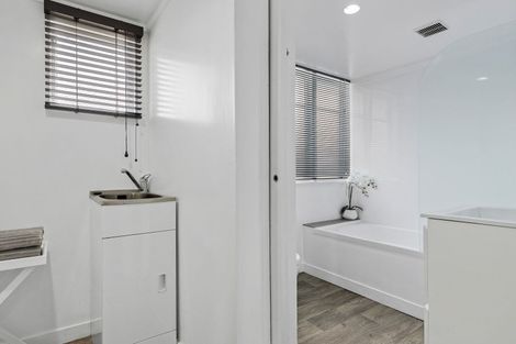 Photo of property in 84 Sparks Road, Hoon Hay, Christchurch, 8025